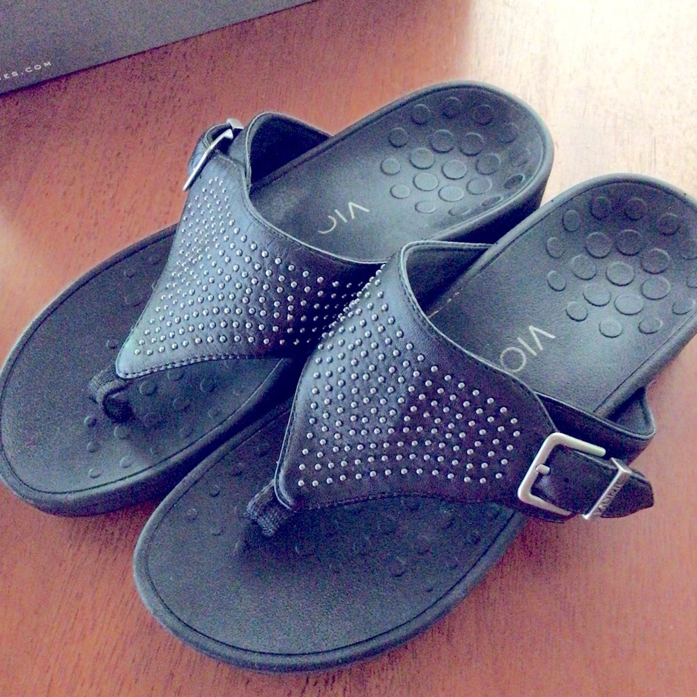 VIONIC  Sandals